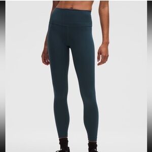 Lululemon Wunder Train High-Rise Tight 25" Size 4